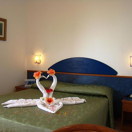 Hotel Residence Sciaron カーポ・ヴァチカーノ エクステリア 写真